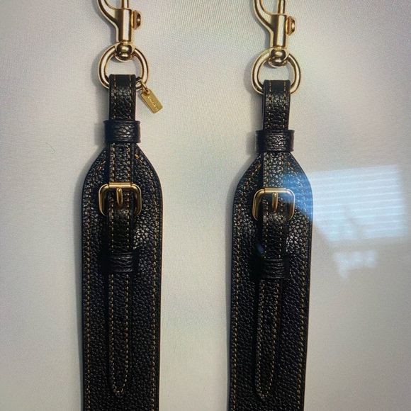 Coach Novelty Strap (Pebbled Leather) - Picture 2 of 3